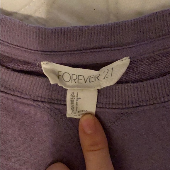 Lilac sweater - Picture 3 of 3